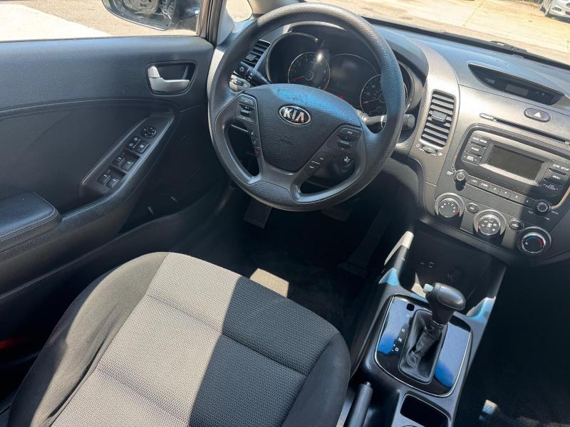 Kia Forte LX 6A 2017