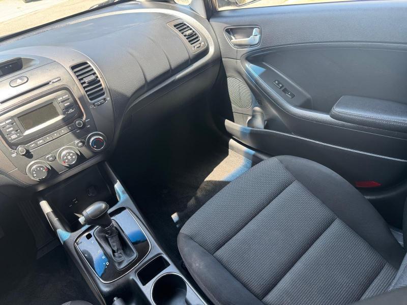 Kia Forte LX 6A 2017