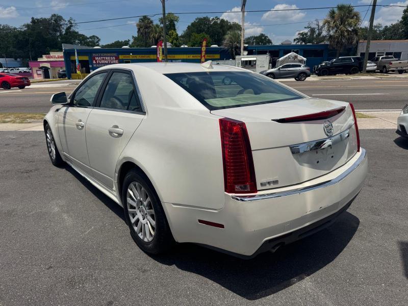 Cadillac CTS Luxury 2012