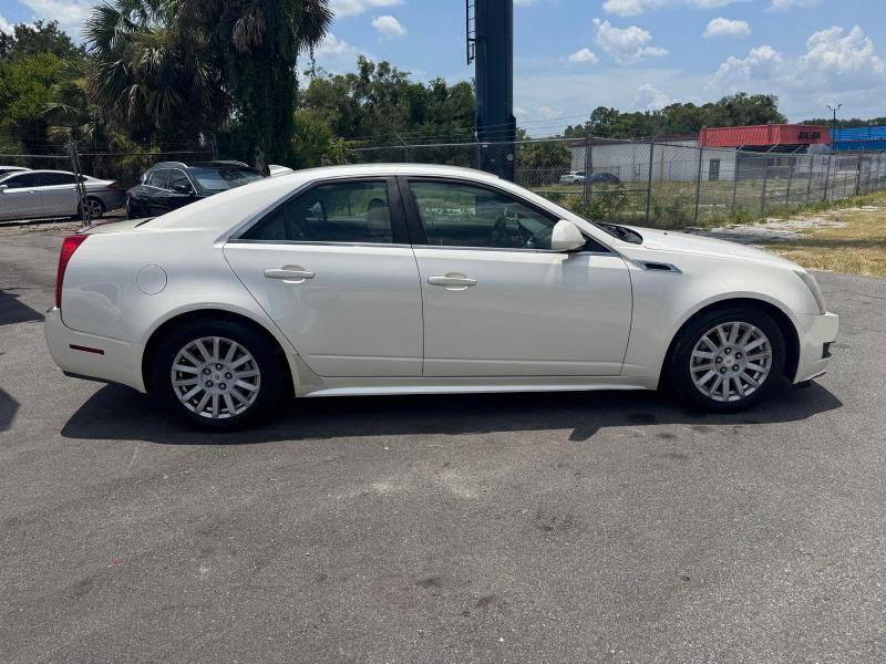 Cadillac CTS Luxury 2012