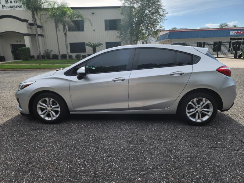 Chevrolet Cruze LS Hatchback 2019