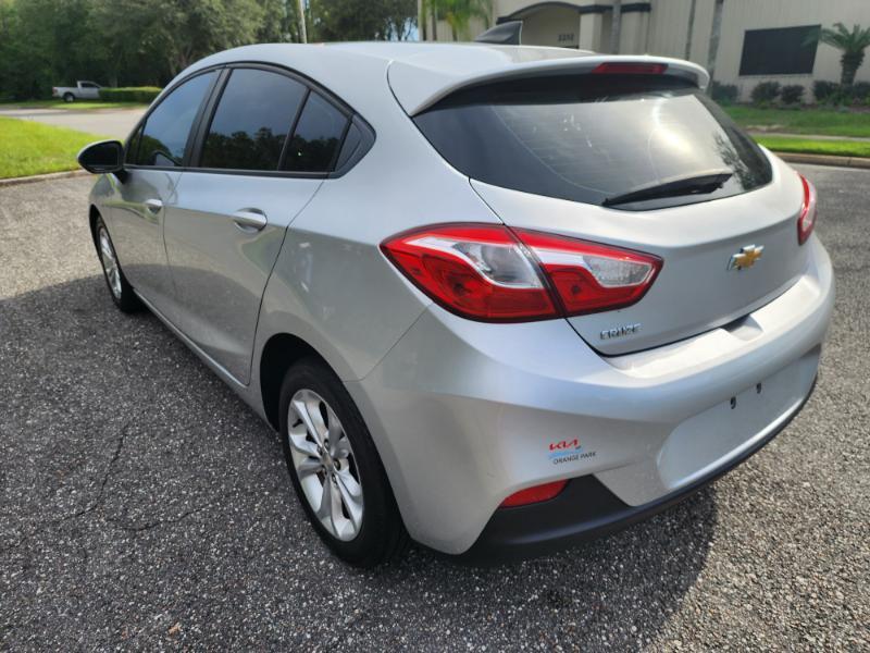 Chevrolet Cruze LS Hatchback 2019
