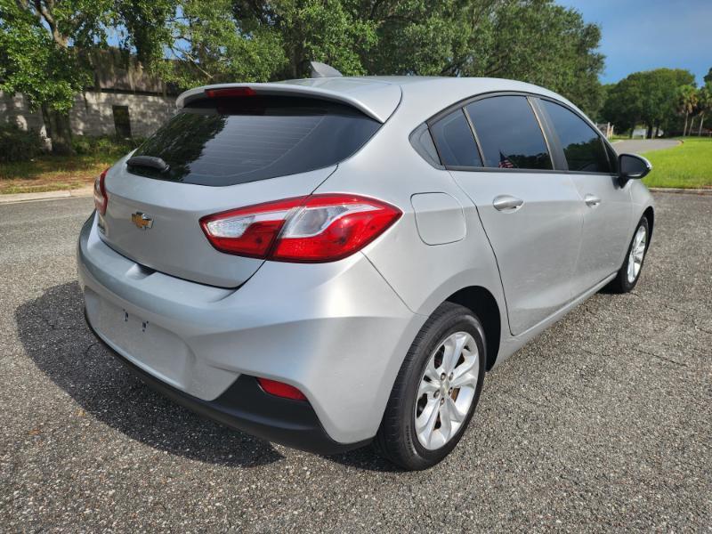 Chevrolet Cruze LS Hatchback 2019
