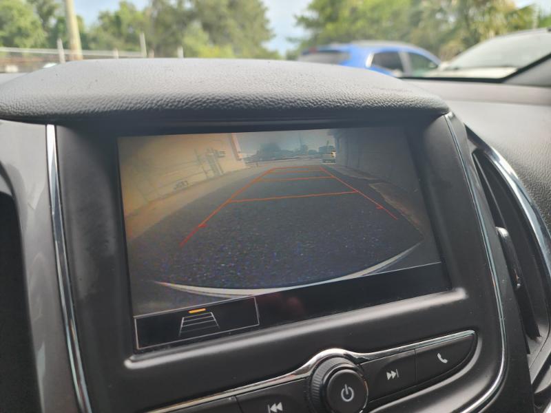 Chevrolet Cruze LS Hatchback 2019