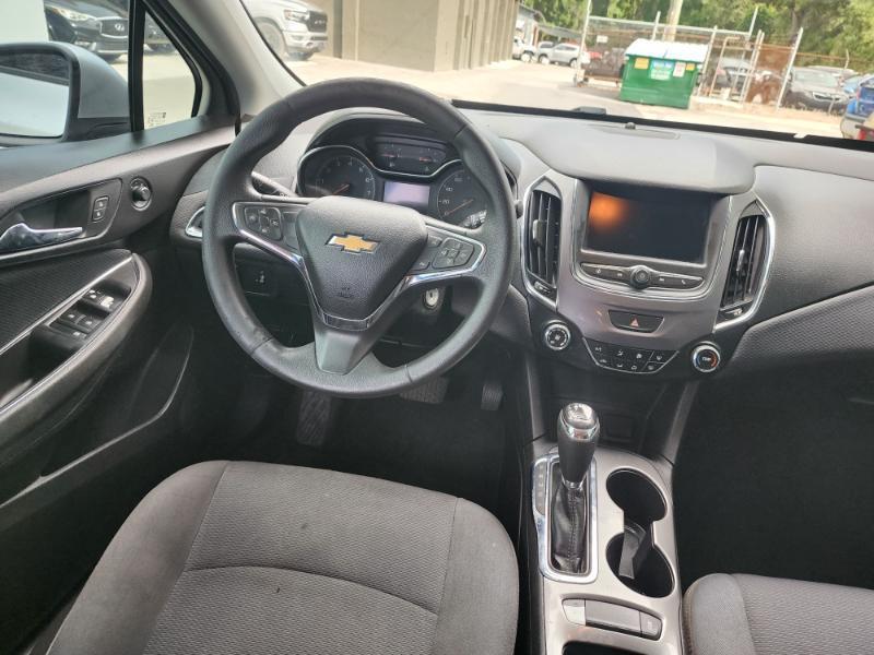 Chevrolet Cruze LS Hatchback 2019