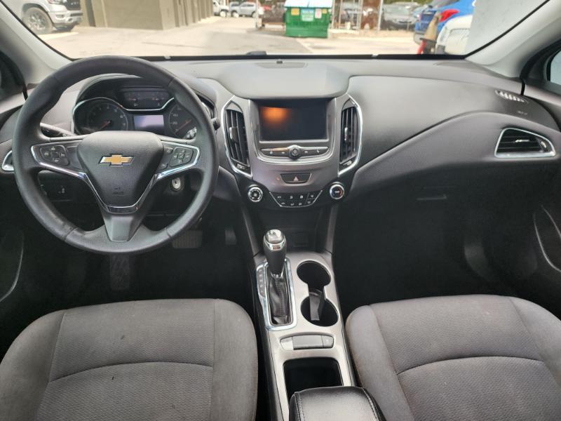 Chevrolet Cruze LS Hatchback 2019