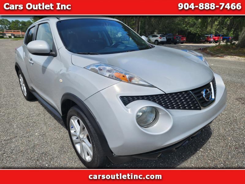 Nissan Juke S FWD 2011