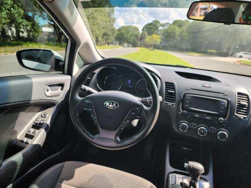 Kia Forte LX 6A 2017