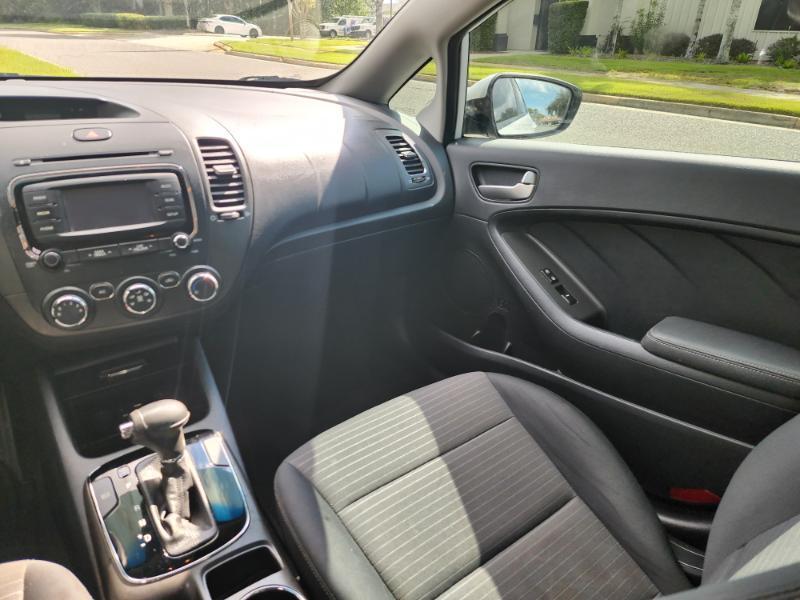 Kia Forte LX 6A 2017