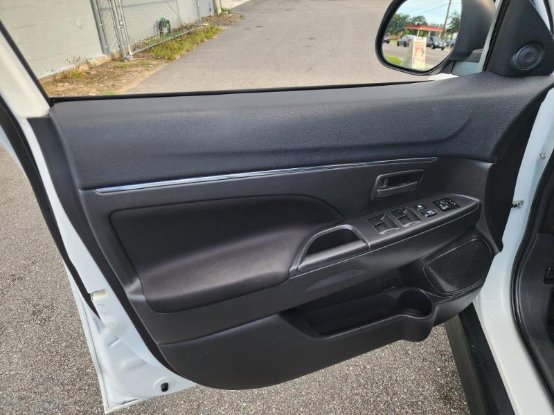 Mitsubishi Outlander Sport ES AWC 2015