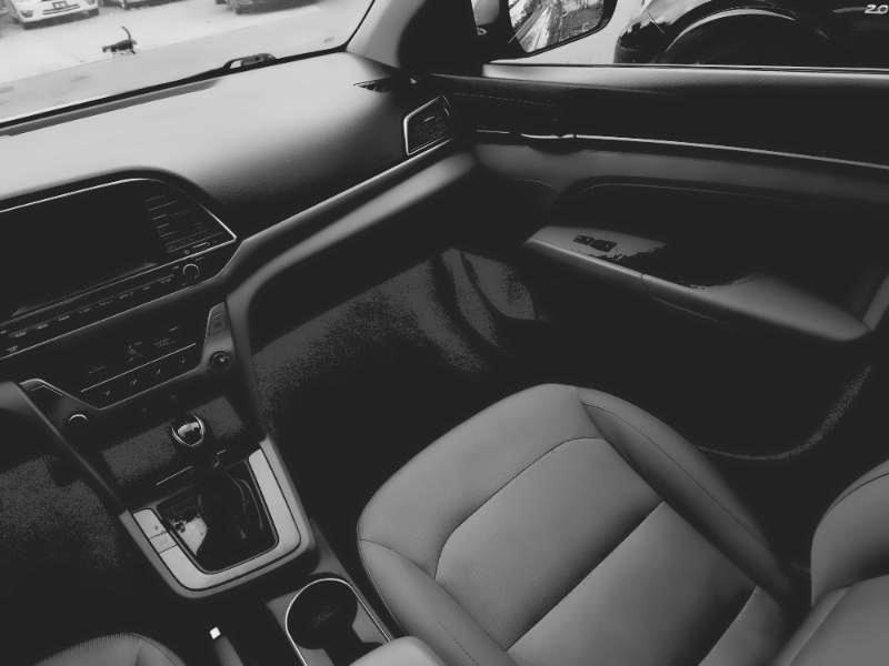Hyundai Elantra Value Edition 6A 2017