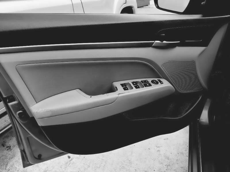Hyundai Elantra Value Edition 6A 2017