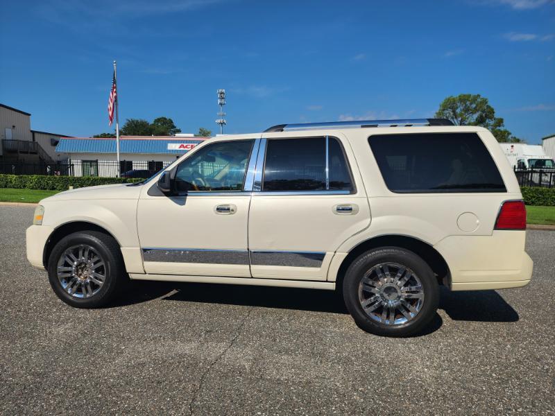 Lincoln Navigator 4WD 2008