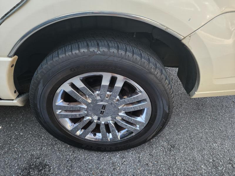 Lincoln Navigator 4WD 2008