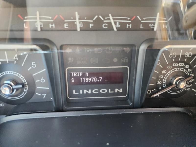 Lincoln Navigator 4WD 2008