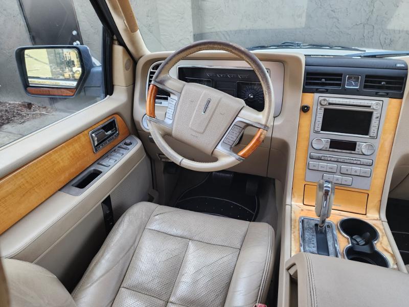 Lincoln Navigator 4WD 2008