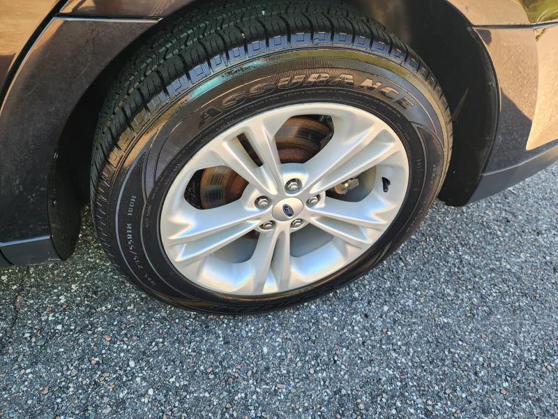 Ford Taurus SEL FWD 2014
