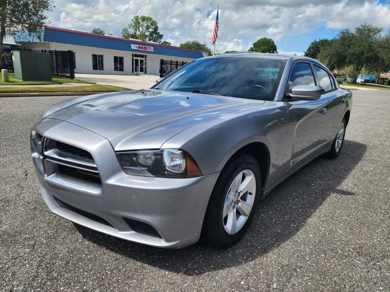Dodge Charger SE 2013