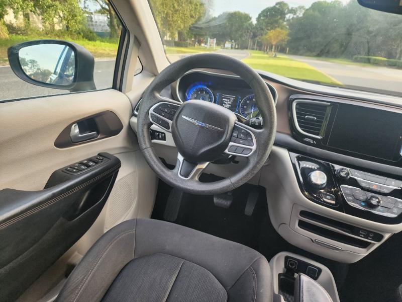 Chrysler Pacifica Touring 2017