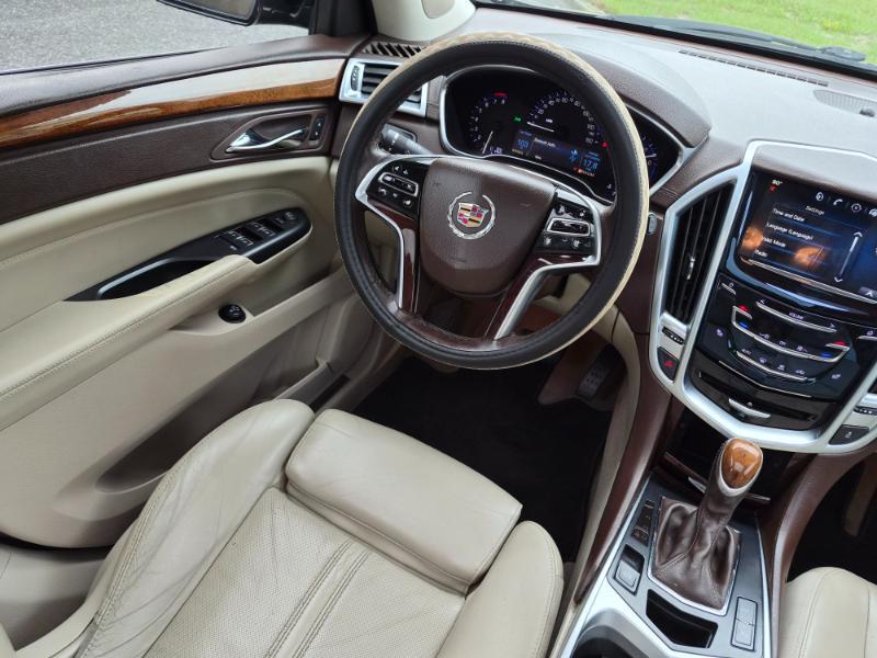 Cadillac SRX Luxury Collection FWD 2014