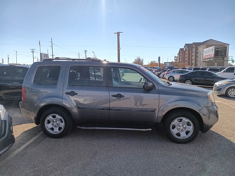 2015 Honda Pilot LX photo 3