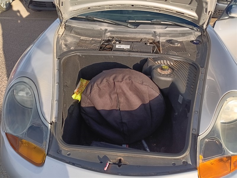 2002 Porsche Boxster S photo 2