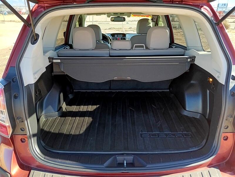 Subaru Forester 2.5i Touring 2014