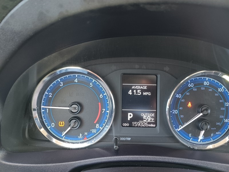 Toyota Corolla L CVT 2017