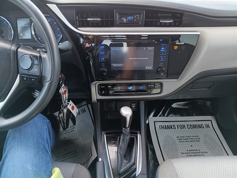 Toyota Corolla L CVT 2017