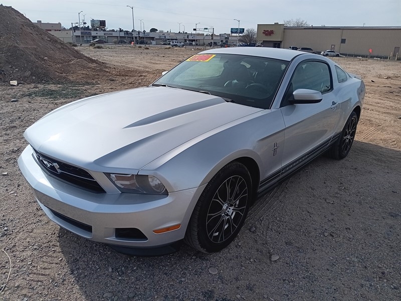 Ford Mustang V6 Coupe 2011
