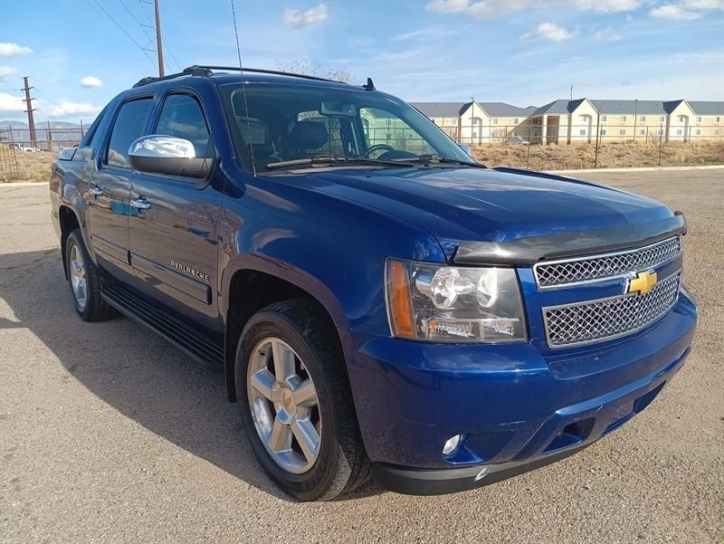 2013 Chevrolet Avalanche LT 4WD
