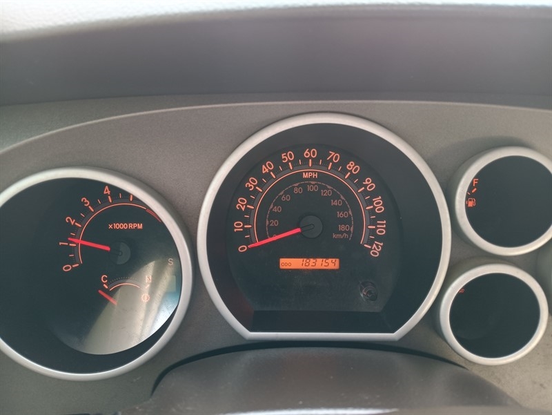 Toyota Tundra Tundra-Grade CrewMax 5.7L 2WD 2010