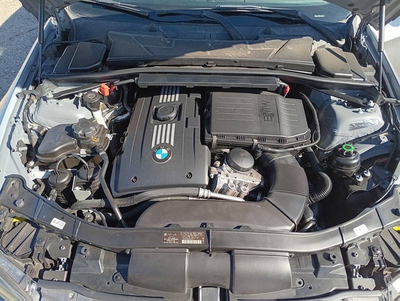 BMW 3-Series 335i Coupe 2010