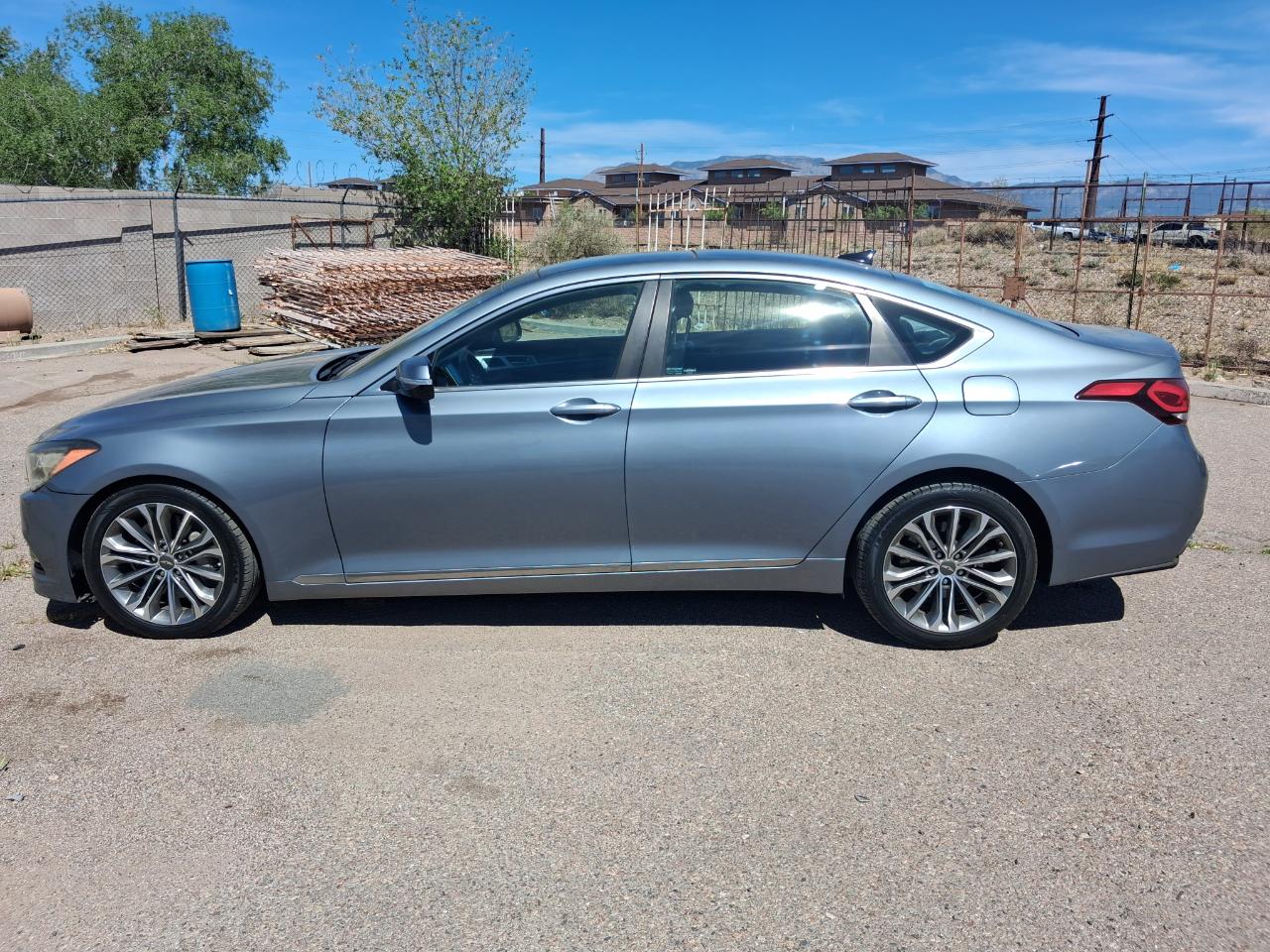 Hyundai Genesis 3.8L 2015
