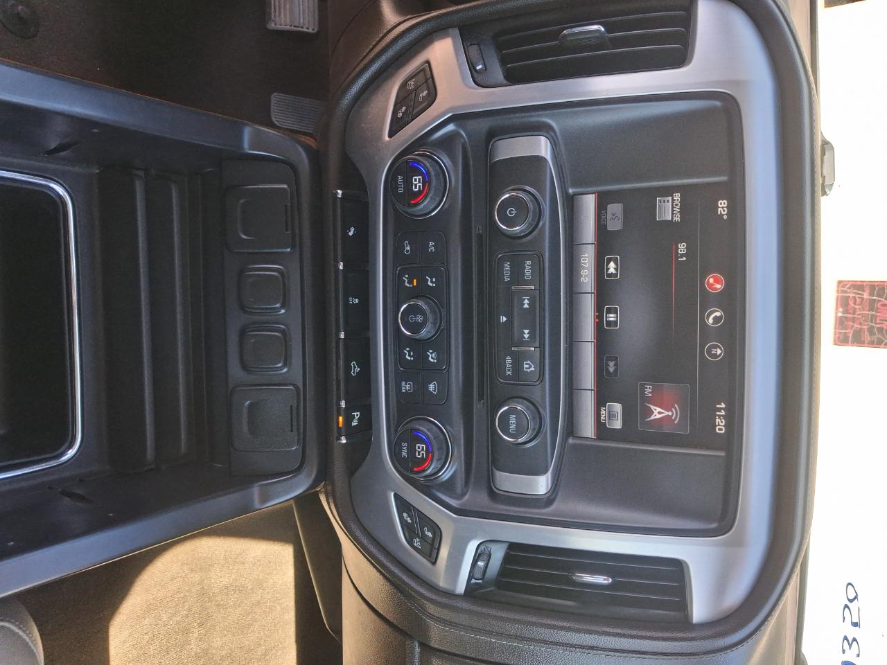 GMC Sierra 1500 SLT Crew Cab Long Box 2WD 2014