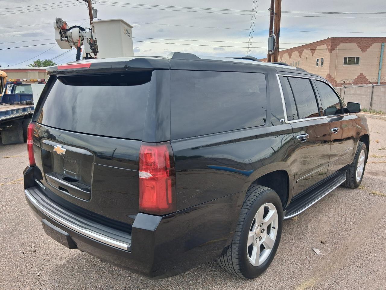 Chevrolet Suburban LTZ 4WD 2016
