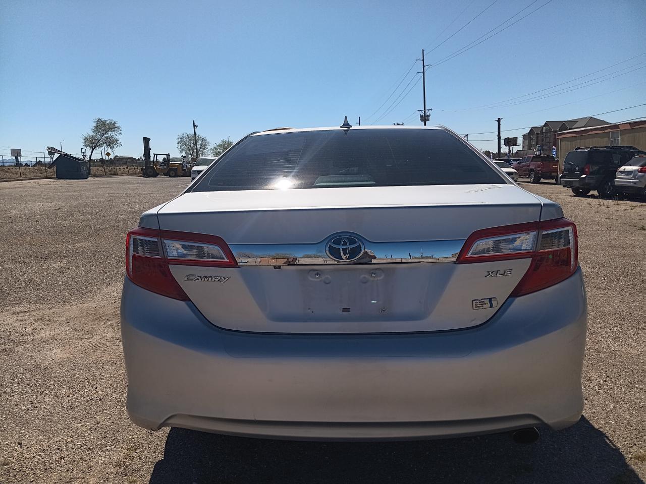 Toyota Camry Hybrid LE 2012