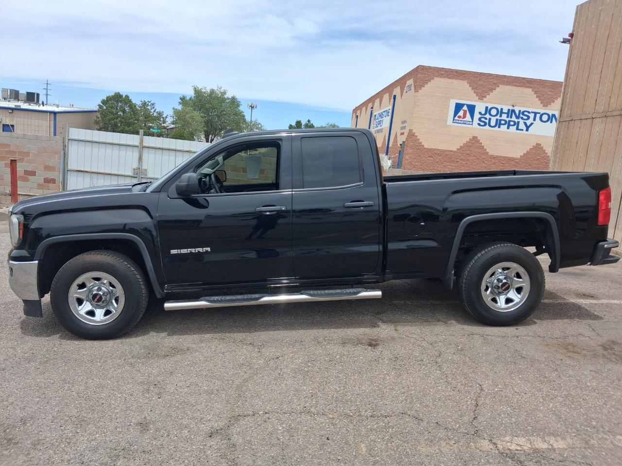 GMC Sierra 1500 Base Double Cab 2WD 2016