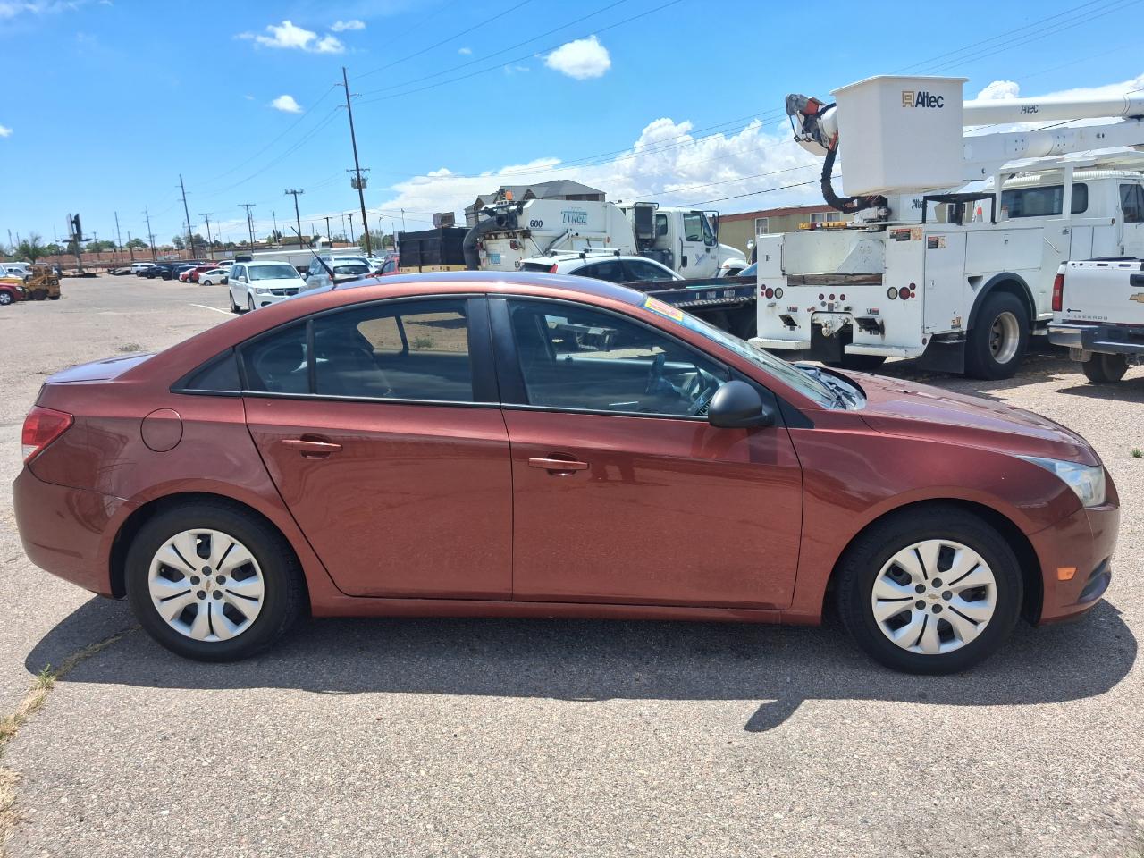 Chevrolet Cruze LS Auto 2013