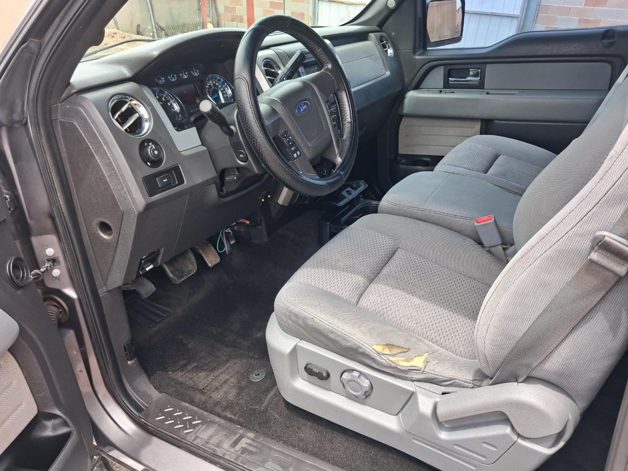 Ford F-150 XL SuperCrew 5.5-ft. Bed 4WD 2013