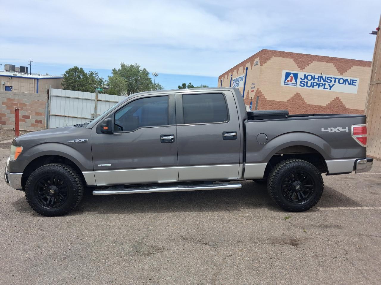 Ford F-150 XL SuperCrew 5.5-ft. Bed 4WD 2013