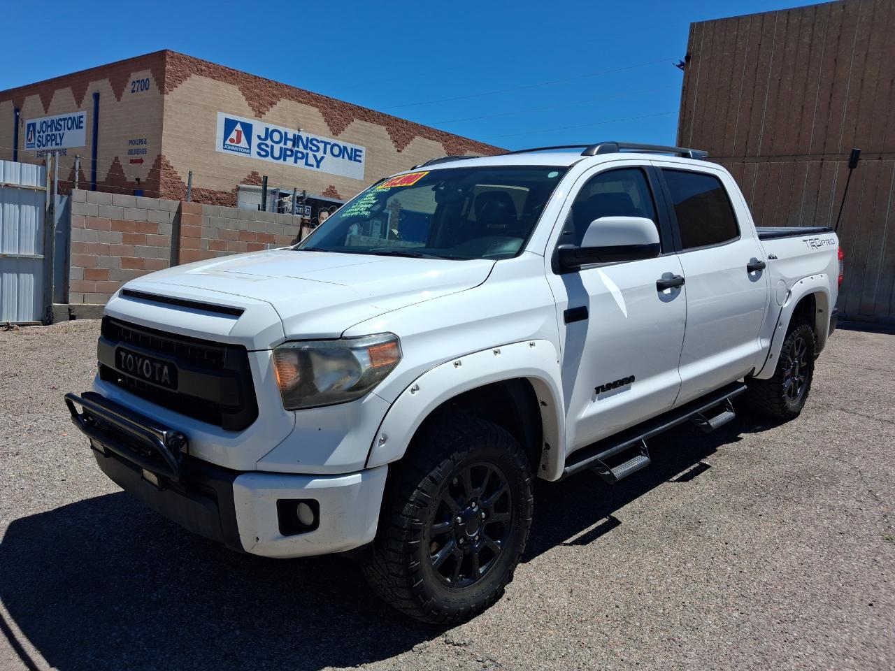 Toyota Tundra SR5 5.7L V8 FFV CrewMax 4WD 2016