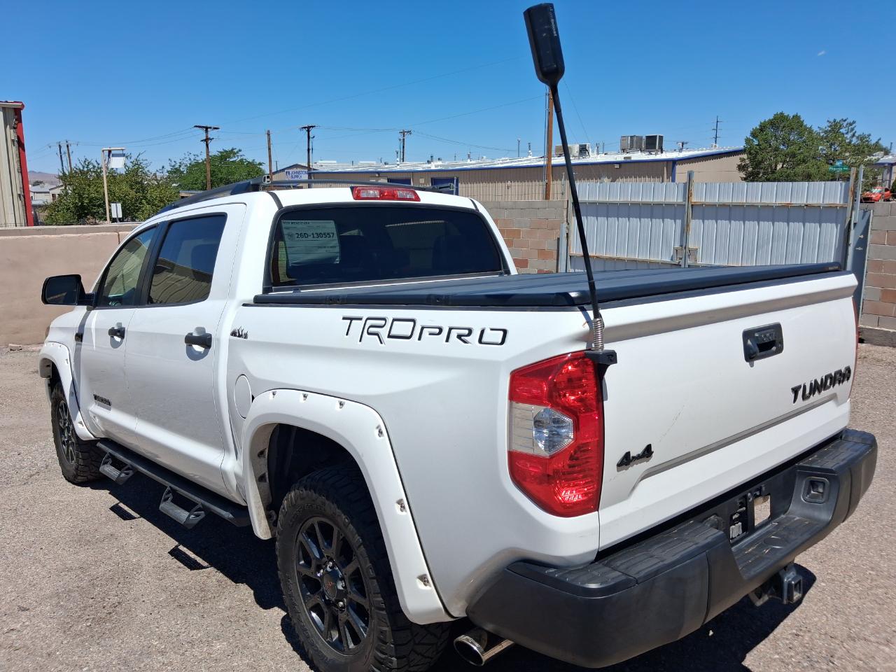 Toyota Tundra SR5 5.7L V8 FFV CrewMax 4WD 2016