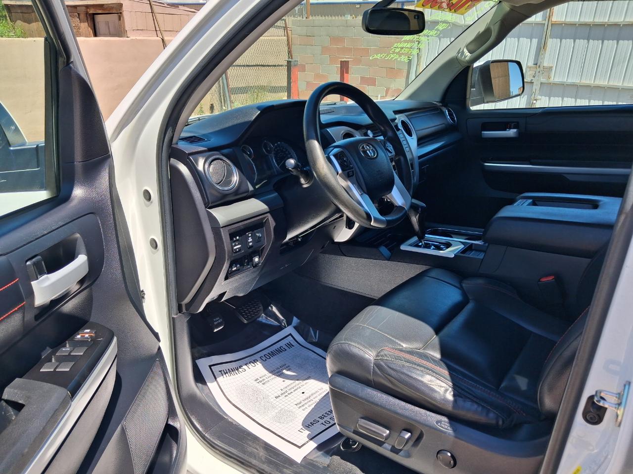 Toyota Tundra SR5 5.7L V8 FFV CrewMax 4WD 2016