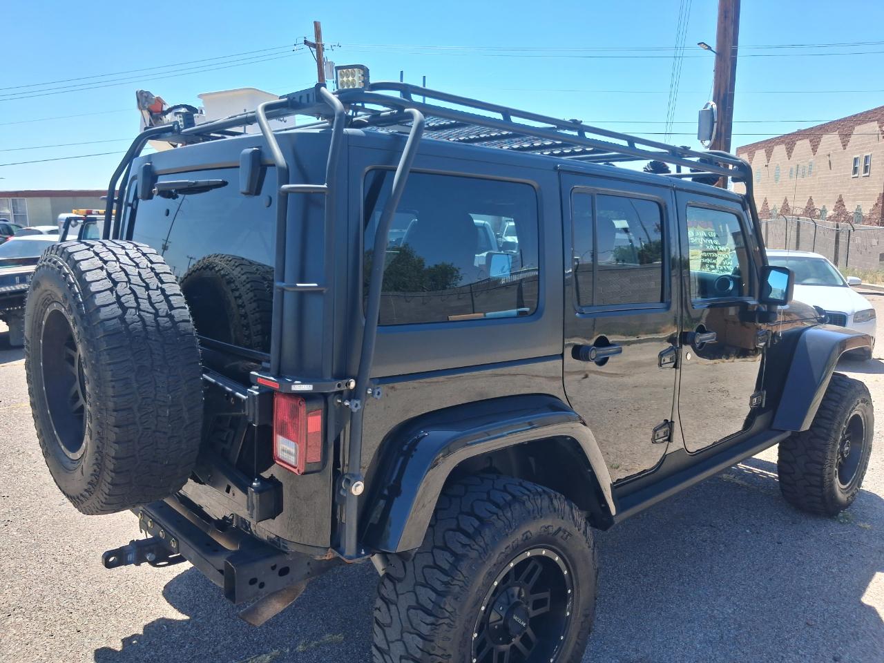 Jeep Wrangler Unlimited Sahara 4WD 2013