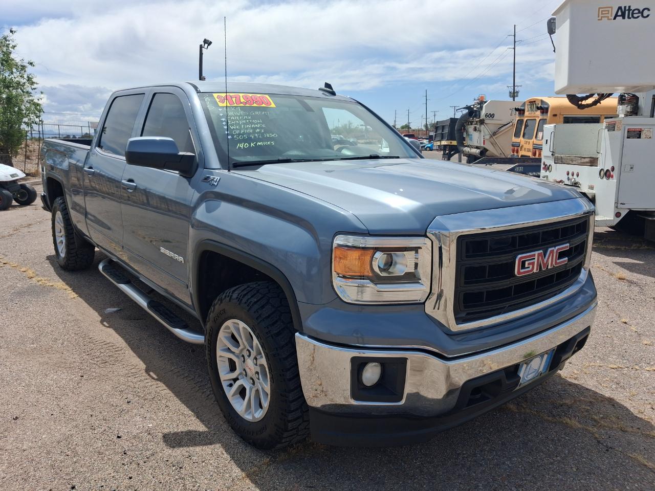 GMC Sierra 1500 SLE Crew Cab Short Box 4WD 2015