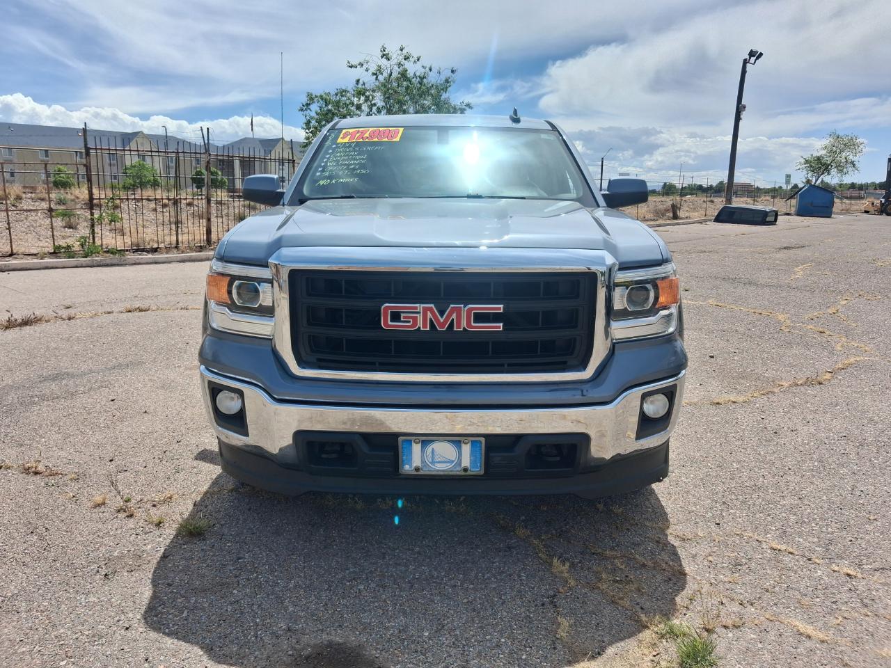 GMC Sierra 1500 SLE Crew Cab Short Box 4WD 2015