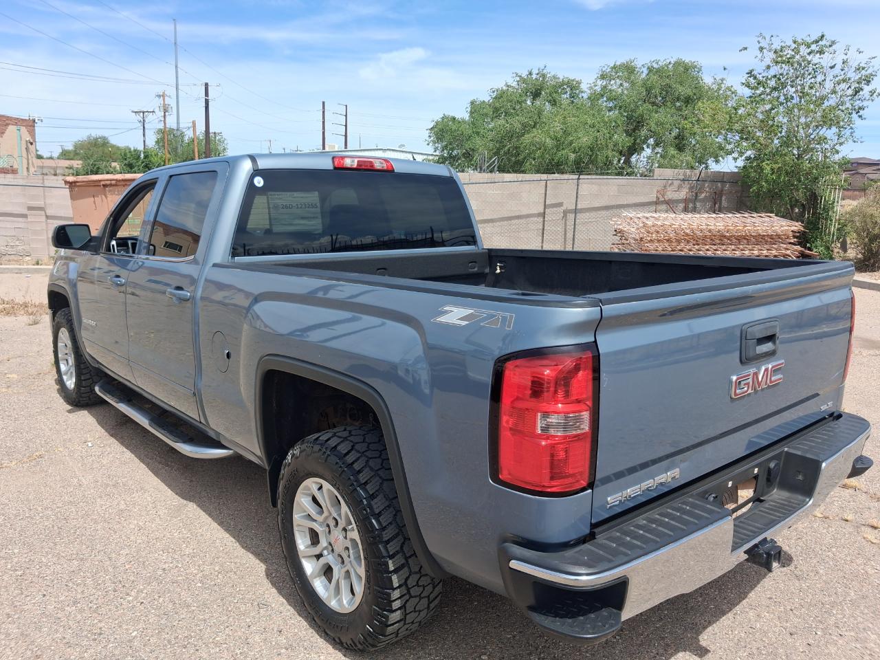 GMC Sierra 1500 SLE Crew Cab Short Box 4WD 2015