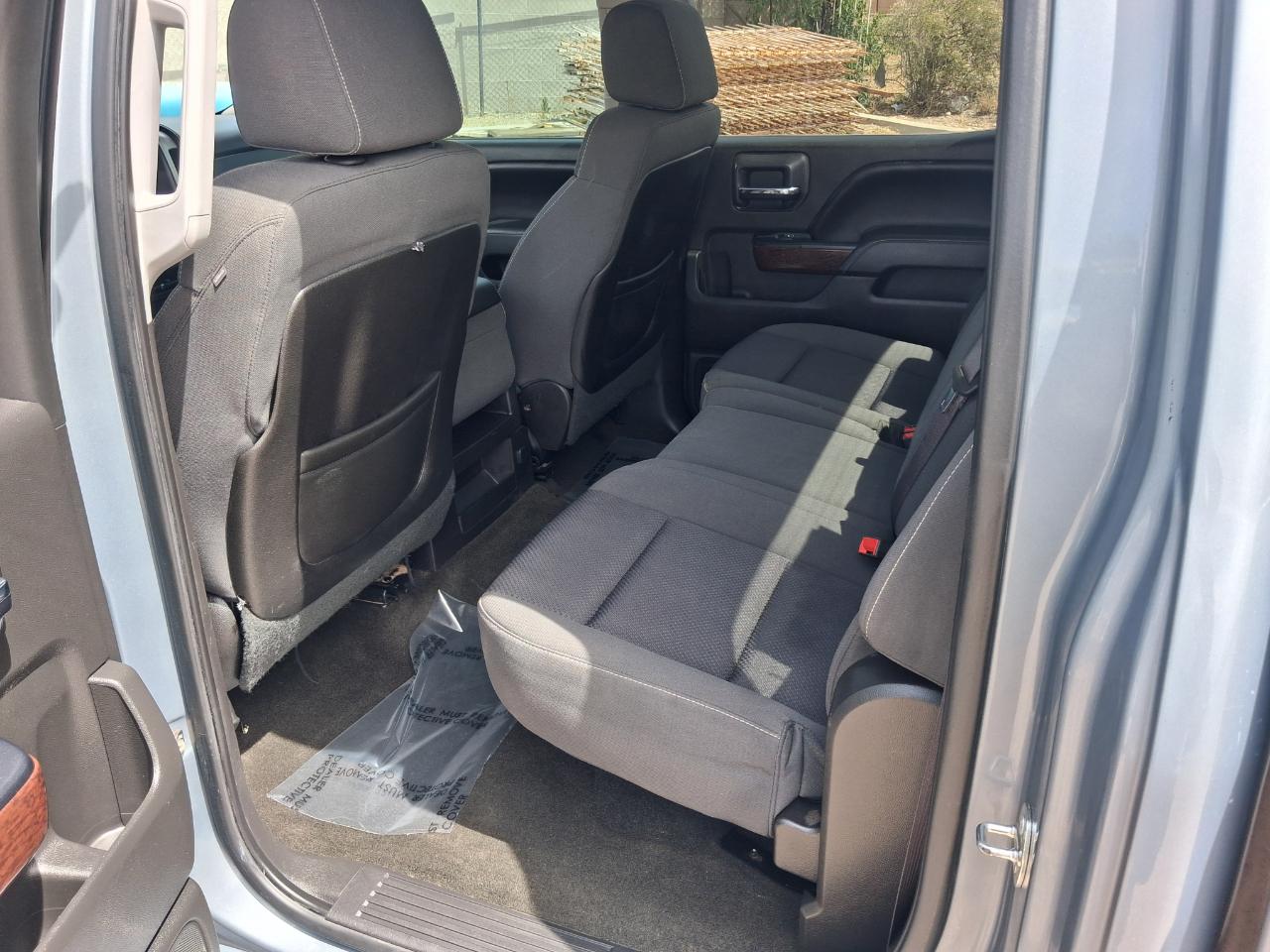 GMC Sierra 1500 SLE Crew Cab Short Box 4WD 2015