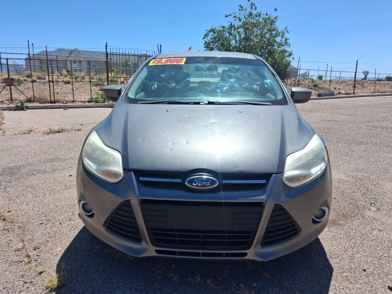 Ford Focus SE Sedan 2012